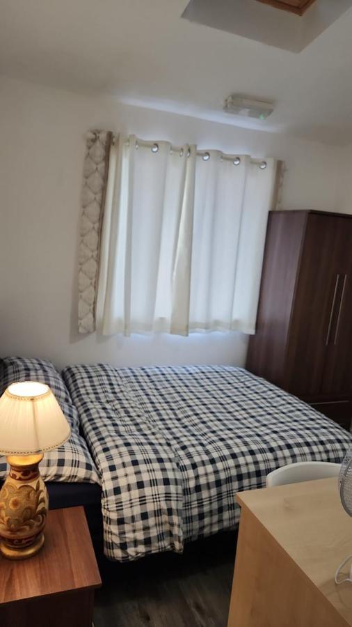 White House Ensuite Double Bedroom Warrington  Exteriör bild