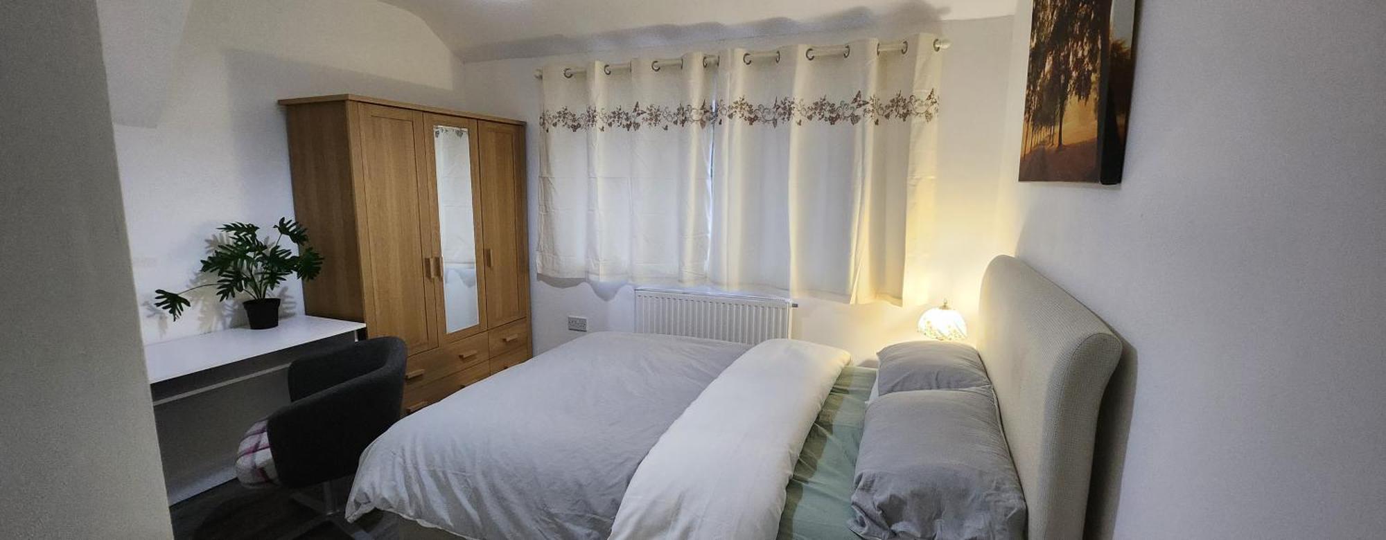 White House Ensuite Double Bedroom Warrington  Exteriör bild